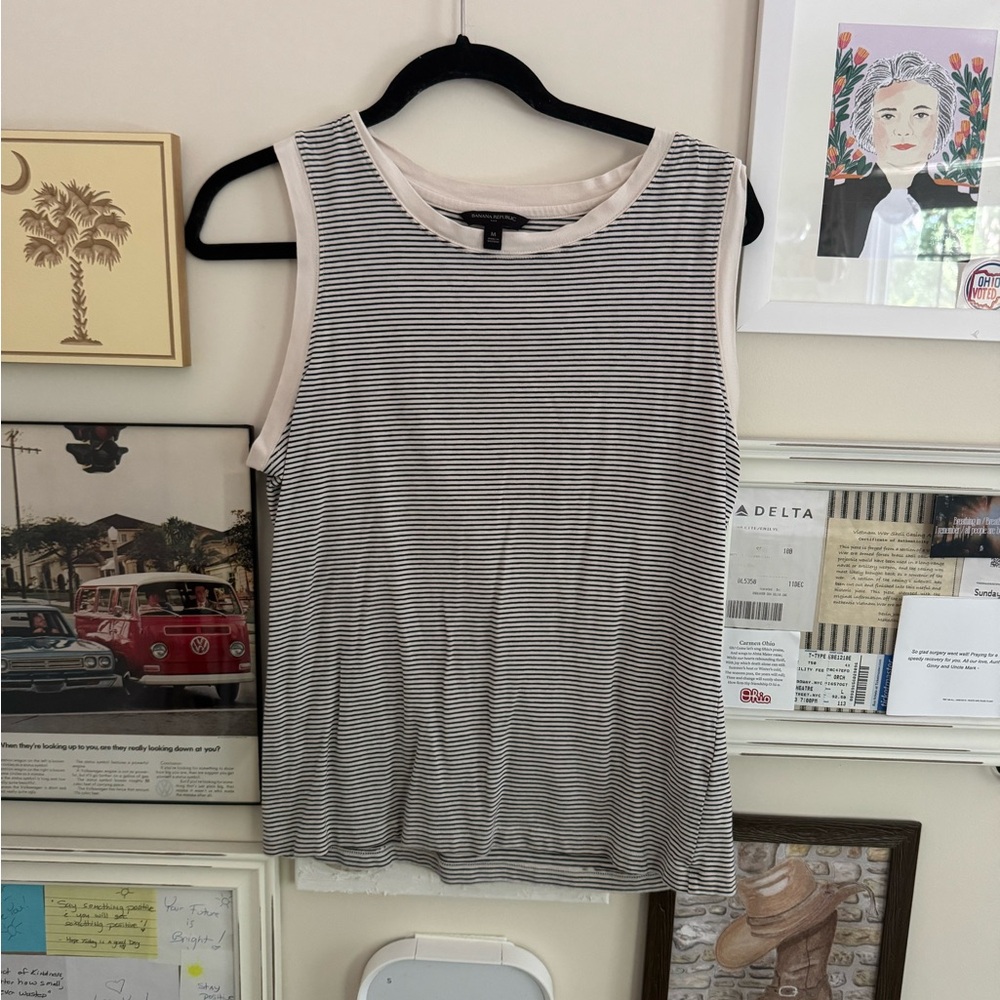 Banana Republic Medium Striped Sleeveless Top